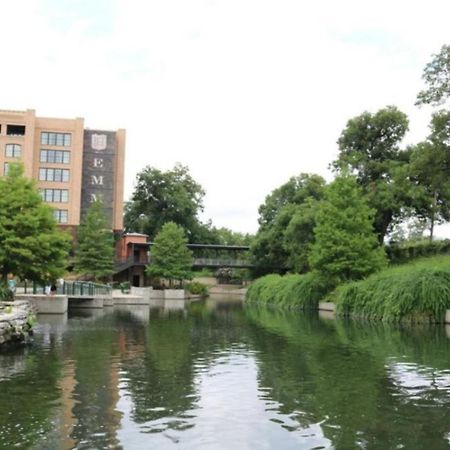 Cozy Downtown Guest House 2Br/1Ba Sleeps 8 San Antonio Luaran gambar