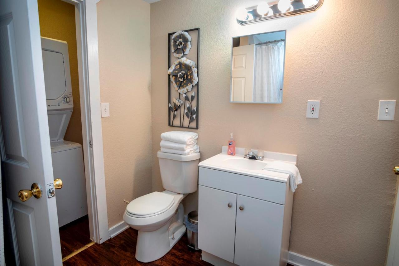 Cozy Downtown Guest House 2Br/1Ba Sleeps 8 San Antonio Luaran gambar